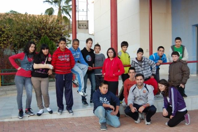 Los jóvenes despiden el año con juegos - 1, Foto 1