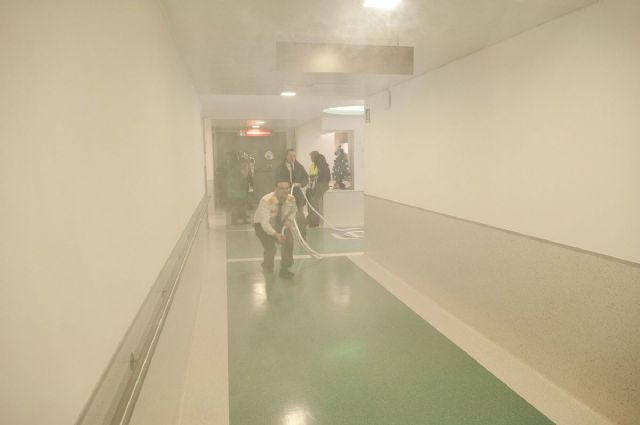El hospital de Santa Lucía se pone a prueba de incendios - 5, Foto 5