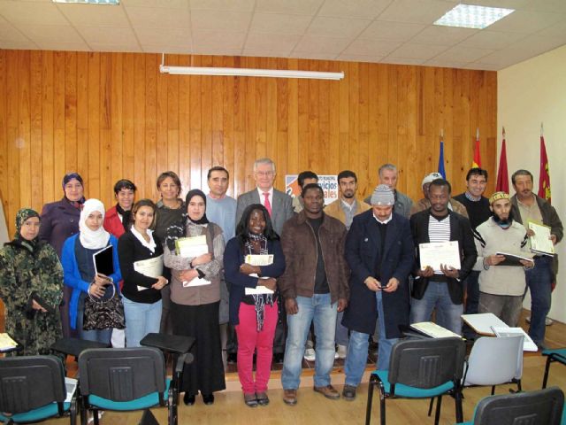 Los inmigrantes, unos cartageneros más - 1, Foto 1