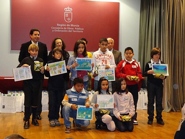 Obras Públicas premia a cuatro alumnos del CEIP LUIS PEREZ RUEDA - 2, Foto 2
