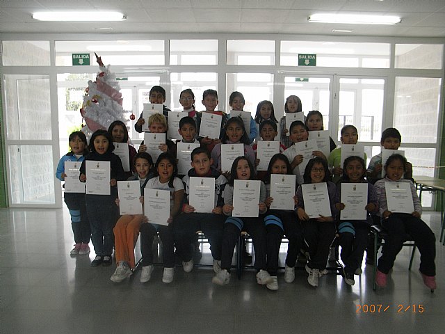 Entrega de certificados de Trinity College a los alumnos del CEIP Luis Perez Eueda - 2, Foto 2