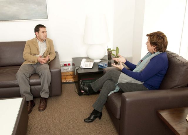 El nuevo patrón mayor de la Cofradía de Pescadores se presenta a la alcaldesa - 1, Foto 1