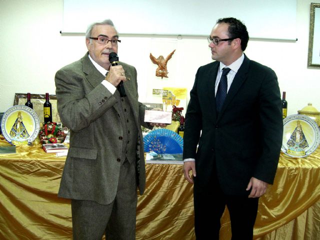 El Gremio Regional de Artesanías premia al edil de Comercio, Pedro López - 1, Foto 1