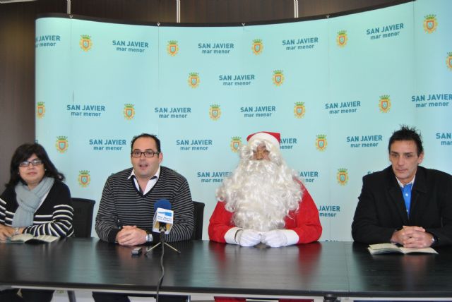 Papá Noel apoyó con su presencia la campaña navideña de comercio en San Javier - 1, Foto 1