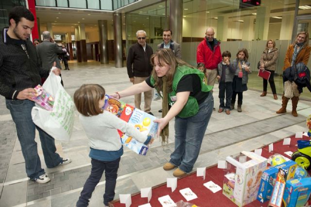 Crece la montaña de juguetes de San Miguel - 3, Foto 3