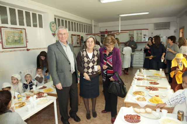 Visitas navideñas a las instituciones benéficas de la ciudad - 1, Foto 1