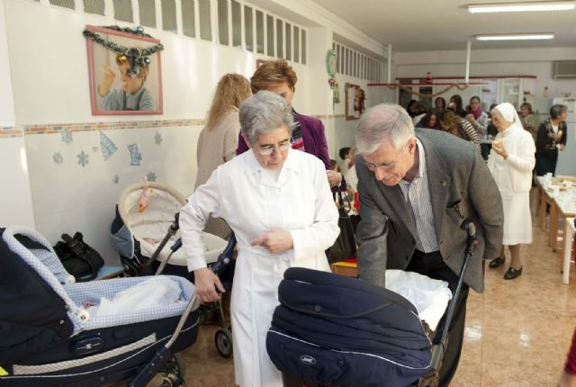 Visitas navideñas a las instituciones benéficas de la ciudad - 4, Foto 4