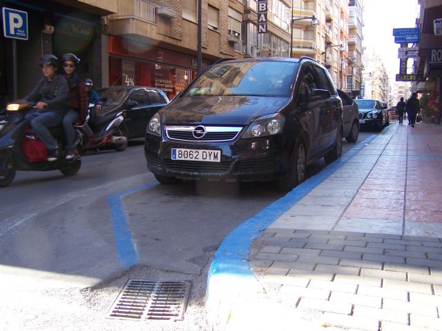 El Ayuntamiento instala varios imbornales en distintas calles de Águilas - 1, Foto 1