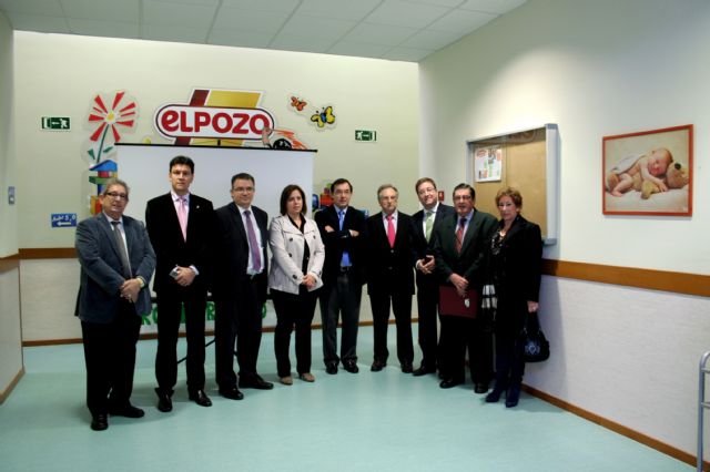 Los niñs y educadores de la guardera Antonio Fuertes protagonizan un calendario solidario, Foto 2