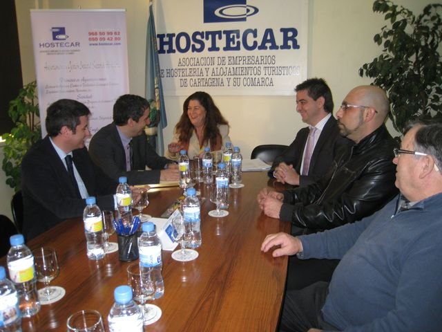 Cruz informa a Hostecar sobre las estrategias turísticas de la Consejería para 2012 - 1, Foto 1