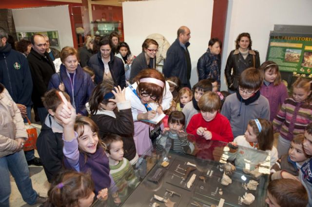 Los niños navegan por la historia de Qart Hadasht - 1, Foto 1