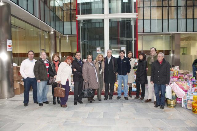 Los Reyes Magos cargan los sacos en San Miguel - 2, Foto 2