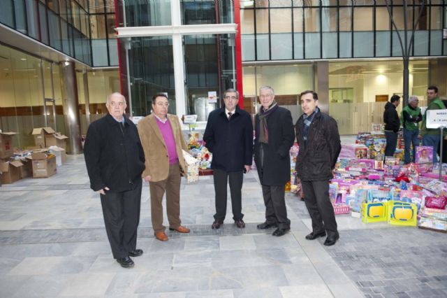 Los Reyes Magos cargan los sacos en San Miguel - 3, Foto 3