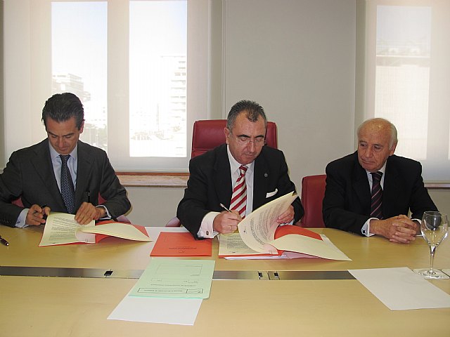 La Comunidad y La Caixa promueven la inserción de personas desfavorecidas a través de la conservación de espacios naturales - 1, Foto 1