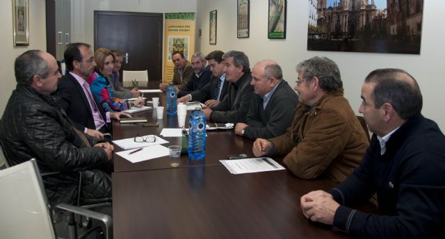Salvador Marín se reúne con Fecoam para analizar el Plan de Pagos a proveedores - 1, Foto 1