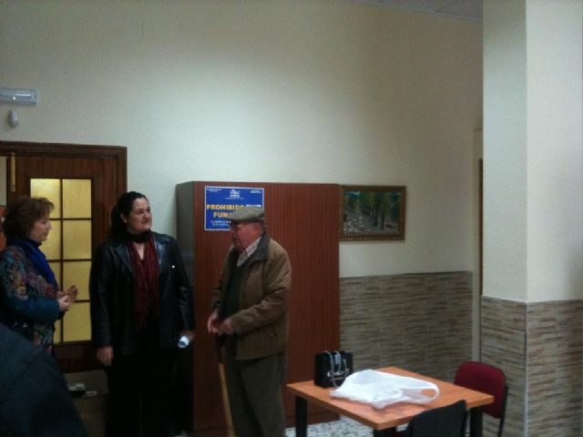 20 parados lorquinos rehabilitan el local social del barrio de La Viña dañado por los seísmos del 11 de mayo - 1, Foto 1