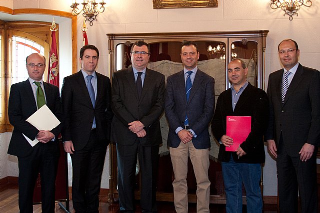 La Comunidad consolida la ´Factoría de la Innovación´ del sector del mueble - 1, Foto 1