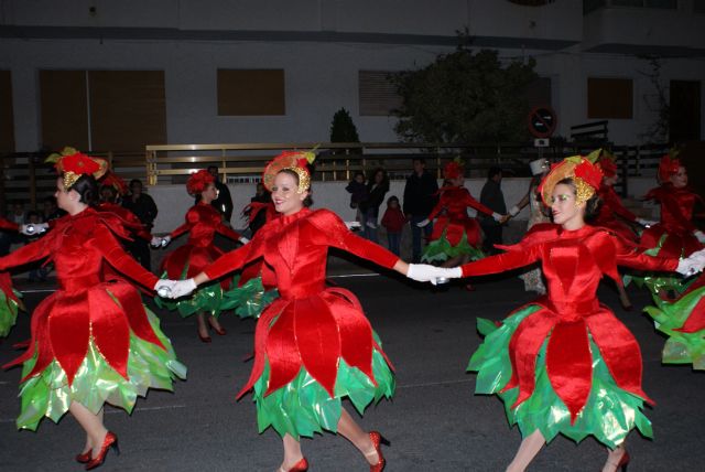 Los Reyes Magos desembarcan en San Pedro del Pinatar acompañados de ms de 200 personas - 1