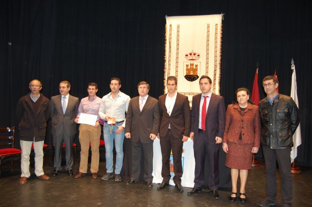 El Ayuntamiento de Blanca entrega la Medalla al Mérito Deportivo a José Javier Cano y al Blanca Club de Piragüismo - 2, Foto 2