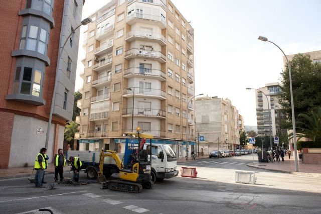 Corte de tráfico en la intersección de Carlos III con García Lorca por obras de saneamiento - 4, Foto 4