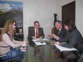 El alcalde de guilas y la edil de Urbanismo se reunen en Murcia con el Consejero de Presidencia