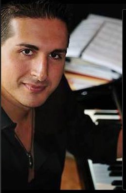 El compositor de la banda sonora de la película ´Carthago Nova´, nominada a los Goya 2012, es Pedro Contreras, un músico archenero - 1, Foto 1