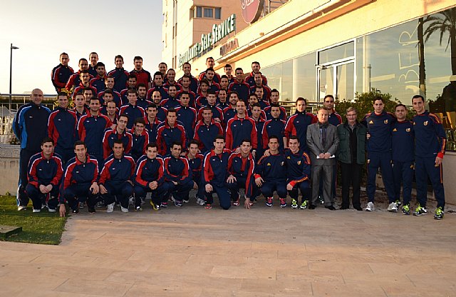 Rubinos Pérez, en las Jornadas de Perfeccionamiento para árbitros de fútbol, Foto 1