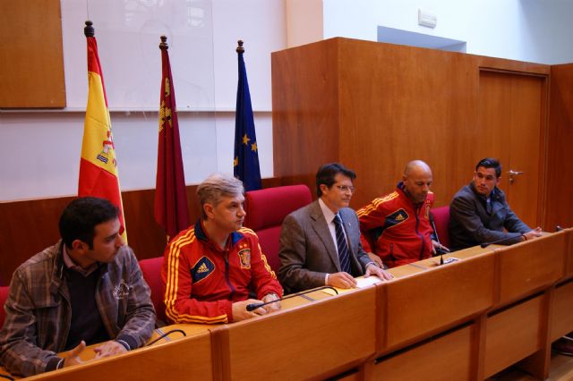 La selección española de fútbol sala jugará un partido solidario el próximo sábado en el Pabellón de San José contra Letonia - 1, Foto 1