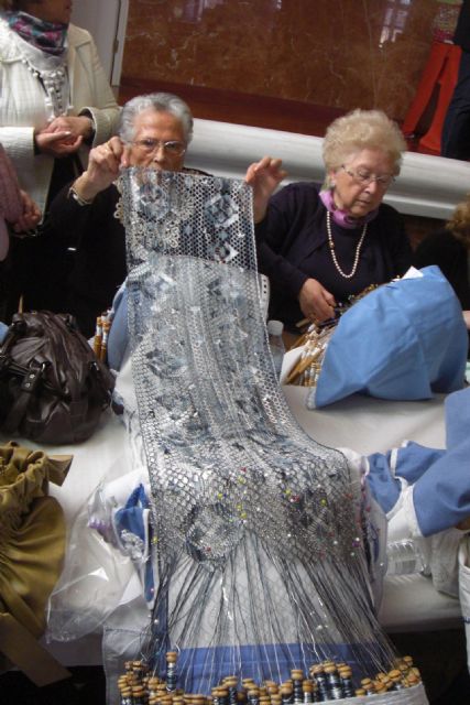 Las encajeras de bolillo encuentran su sitio en San Antón - 1, Foto 1