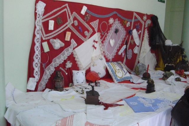 Las encajeras de bolillo encuentran su sitio en San Antón - 4, Foto 4