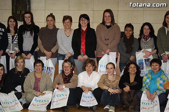 La alcaldesa de Totana recibe a dos delegaciones francesas y una checa - 21