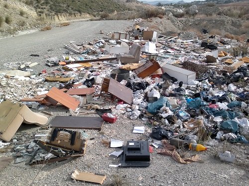 Ecologistas en Acción denuncia un vertedero ilegal en Abarán - 2, Foto 2