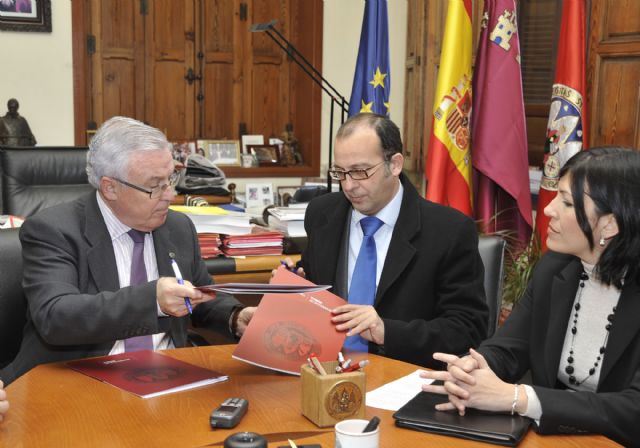 La Universidad de Murcia colaborará en la formación de entrenadores personales - 3, Foto 3