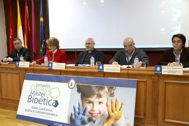 La UCAM analiza en las Jornadas de Bioética temas como la píldora del día después - 1, Foto 1