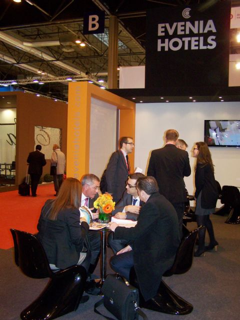 Representantes de cadenas hoteleras se interesan por Águilas en FITUR - 2, Foto 2