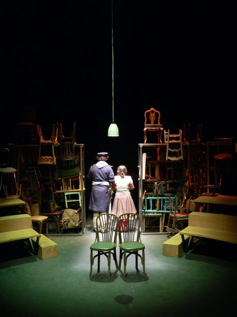 La Tremens presenta LAS SILLAS el sábado 21 de enero en el Teatro Villa de Molina - 1, Foto 1