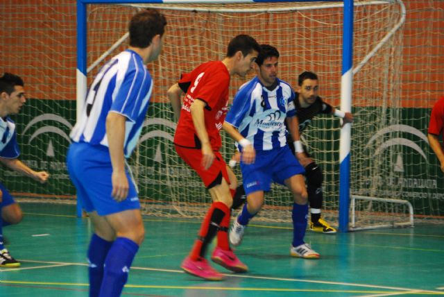 El Bujalance quiso, pero no pudo poner frente a las cuerdas al líder. 4-7 - 3, Foto 3