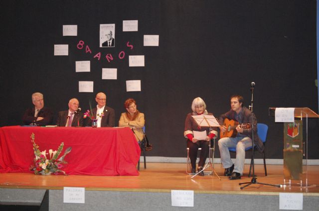 El poeta torreño Salvador Sandoval cumple 84 años con una gran fiesta de homenaje - 2, Foto 2