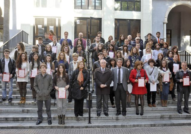 La Universidad de Murcia reconoce a sus alumnos de excelencia académica - 1, Foto 1