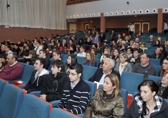 La Universidad de Murcia reconoce a sus alumnos de excelencia académica - 4, Foto 4