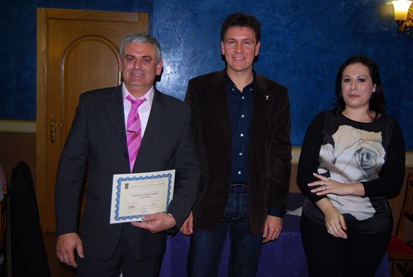 Proteccin Civil celebra su cena anual y reconoce la labor de voluntarios y simpatizantes as como la labor de la concejala del rea, Foto 4