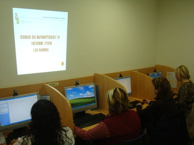 Comienza el curso sobre Informática aplicada a la búsqueda de empleo - 2, Foto 2