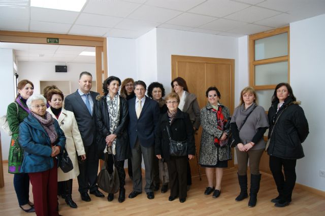 El Alcalde visita las instalaciones de la asociación Alzheimer Lorca, restauradas por TRAGSA tras los terremotos - 1, Foto 1