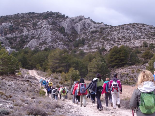 The Department of Sports organized a hiking trail this Sunday January 29 and features three new routes for the coming months, Foto 1