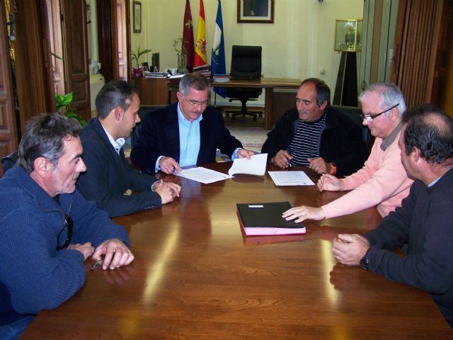 El Ayuntamiento y la Asociación de Agricultores y Ganaderos del Campo de Águilas firman un convenio de colaboración para el fomento y apoyo al sector - 1, Foto 1