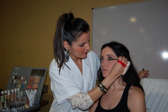Arranca el curso de auto maquillaje con gran éxito de participantes - 3, Foto 3