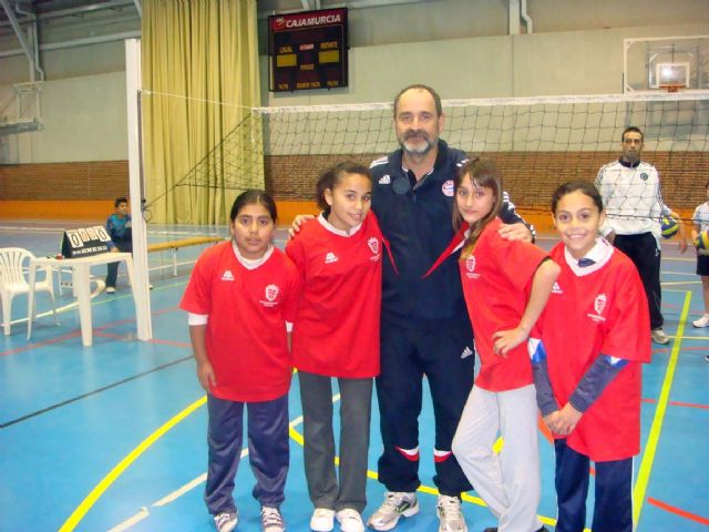 El pasado miércoles dieron comienzo las actividades de deporte escolar para el curso 2011-2012, en la categoría alevín - 3, Foto 3