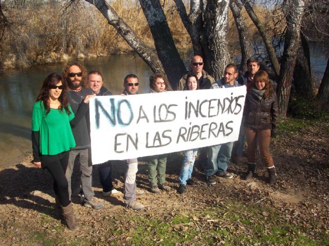 Río Ríe, Ecologistas en Acción y ACPES exigen el fin de las quemas de cañas en las riberas del río Segura - 4, Foto 4