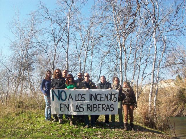 Río Ríe, Ecologistas en Acción y ACPES exigen el fin de las quemas de cañas en las riberas del río Segura - 5, Foto 5