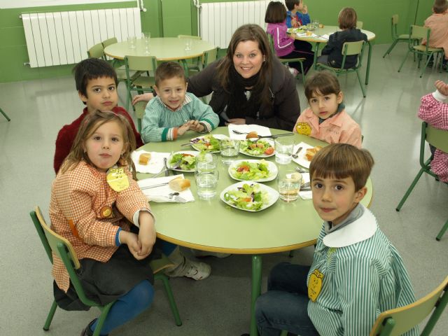Nunca había comido ensalada, confirma buena parte de los niños - 2, Foto 2